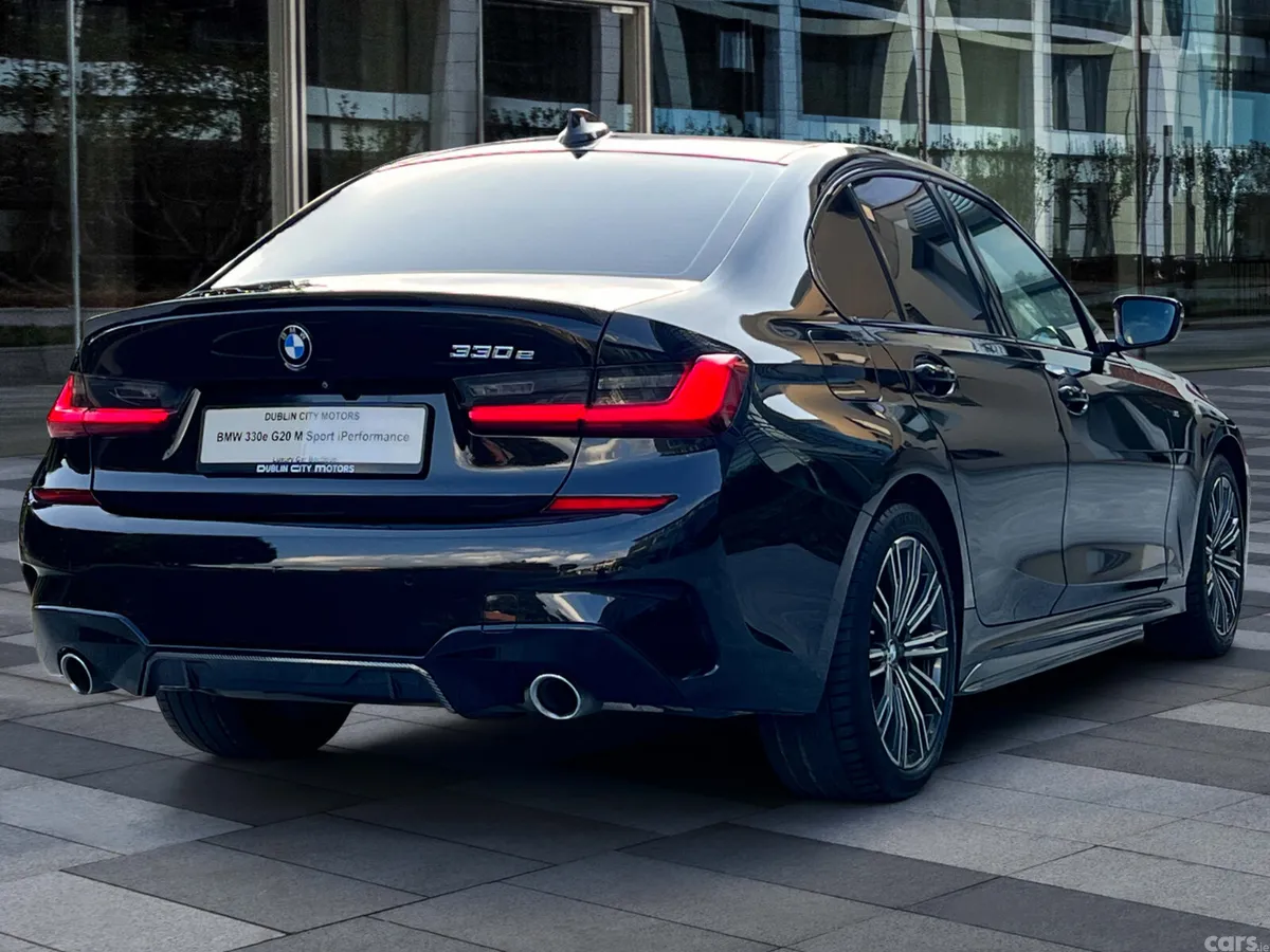 BMW 3-Series Saloon, Petrol Plug-in Hybrid, 2021, Black