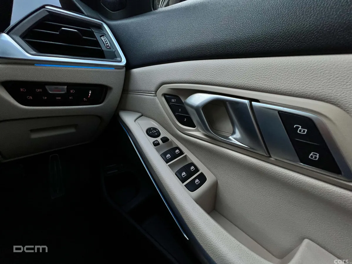BMW 3-Series Saloon, Petrol Plug-in Hybrid, 2021, Black