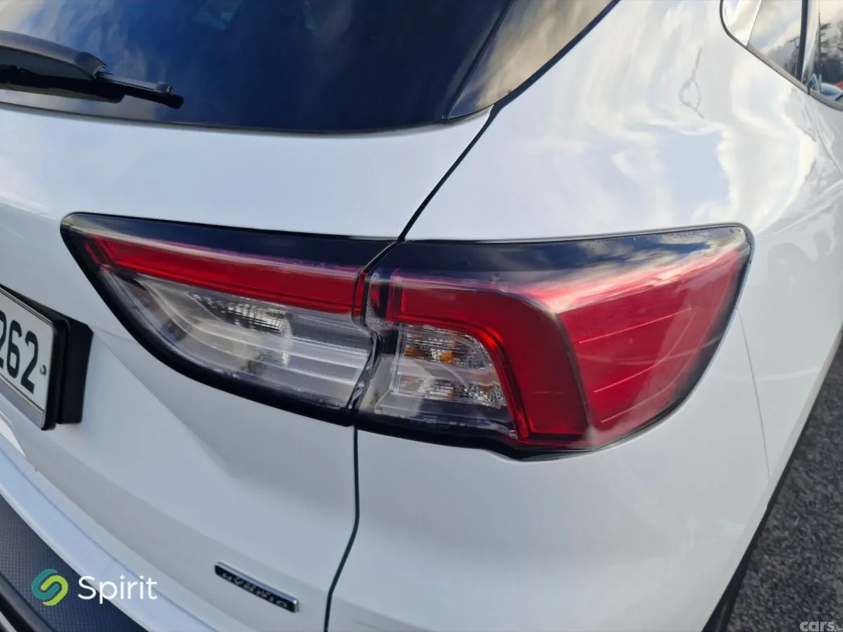 Ford Kuga SUV, Petrol Plug-in Hybrid, 2023, White