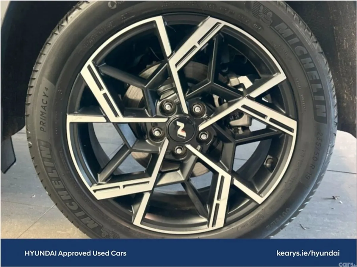 Hyundai Tucson SUV, Petrol Plug-in Hybrid, 2024, Grey