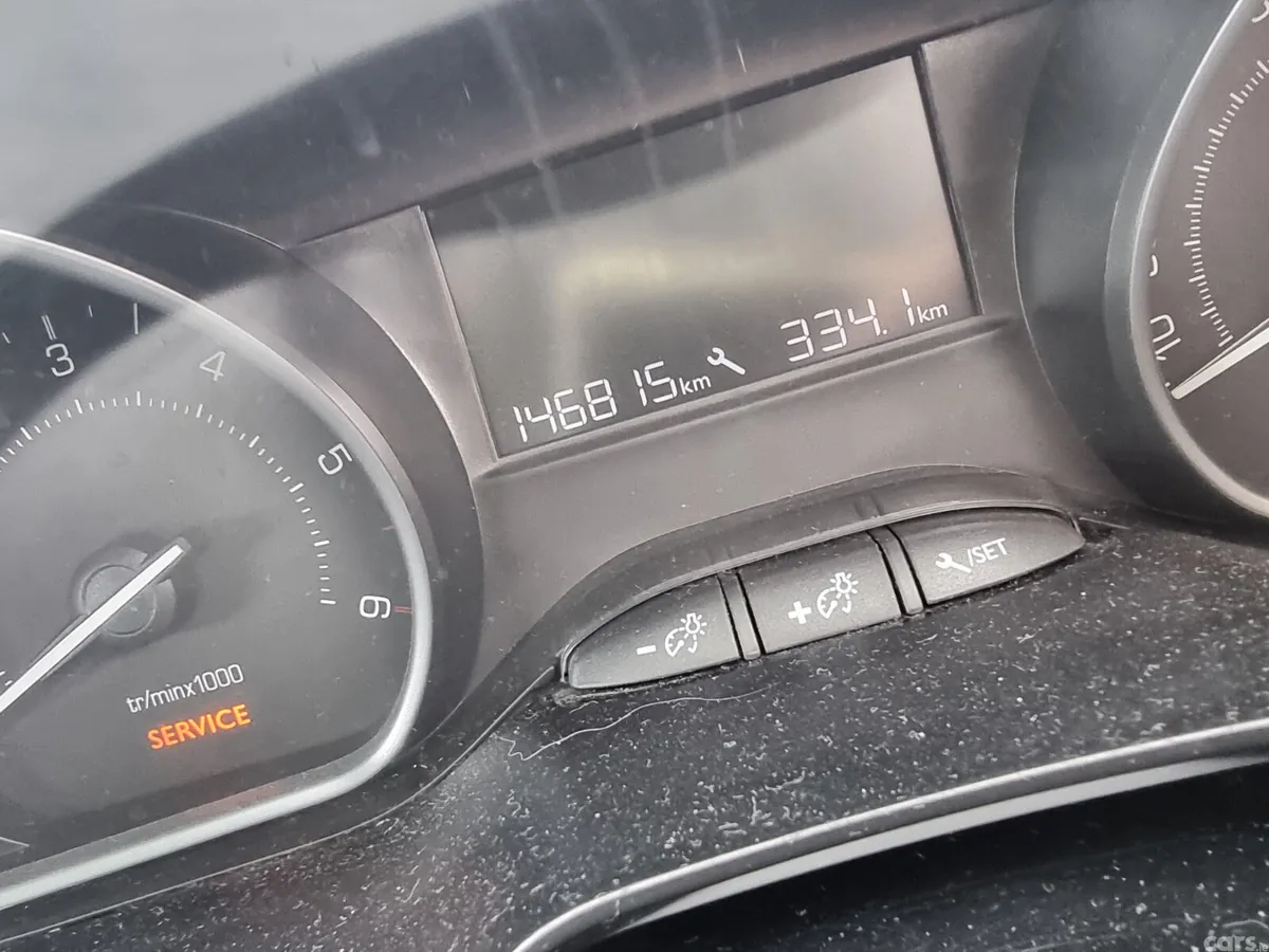 Peugeot 2008 SUV, Diesel, 2016, Black