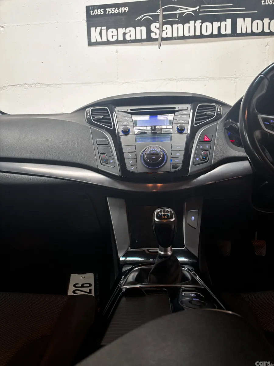 Hyundai i40 Estate/Jeep, Diesel, 2014, Silver