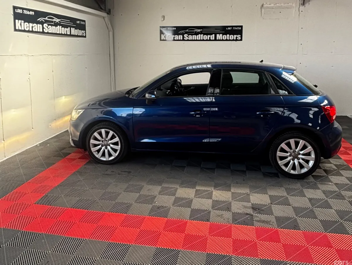 Audi A1 Hatchback, Petrol, 2014, Blue