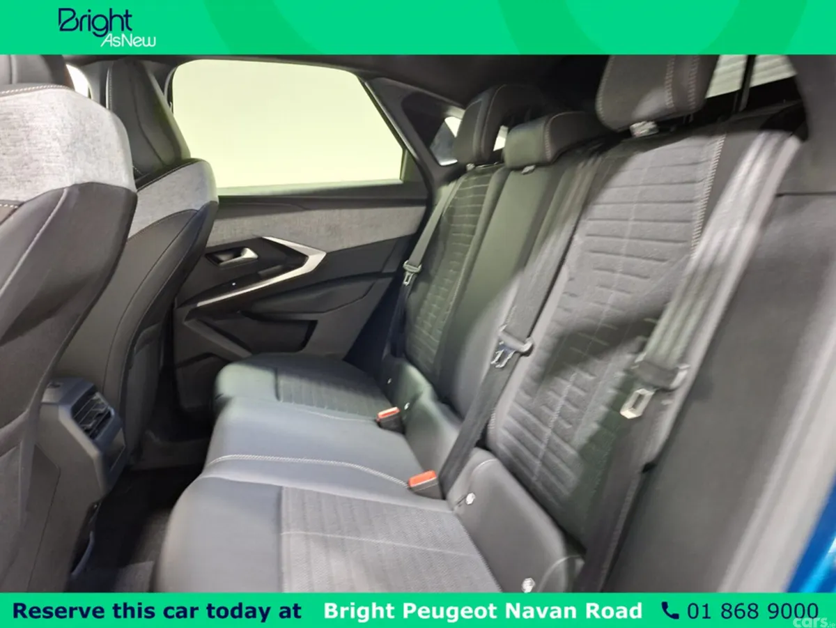 Peugeot 3008 MPV, Petrol, 2026, Blue