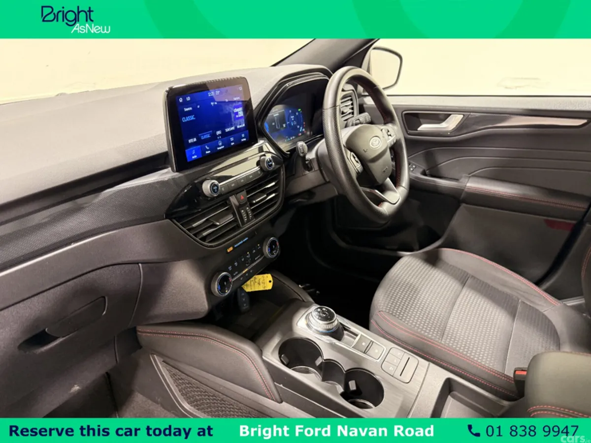 Ford Kuga MPV, Petrol Plug-in Hybrid, 2023, Black