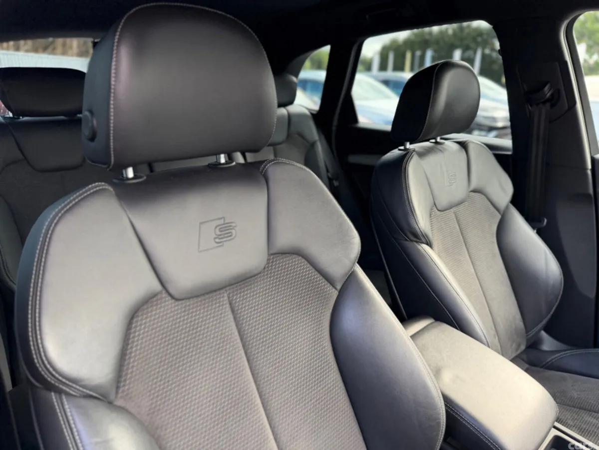 Audi Q5 SUV, Diesel, 2019, White