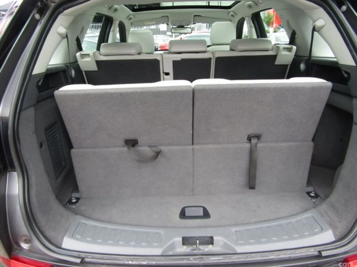 Land Rover Discovery Sport Estate, Diesel, 2017, Grey