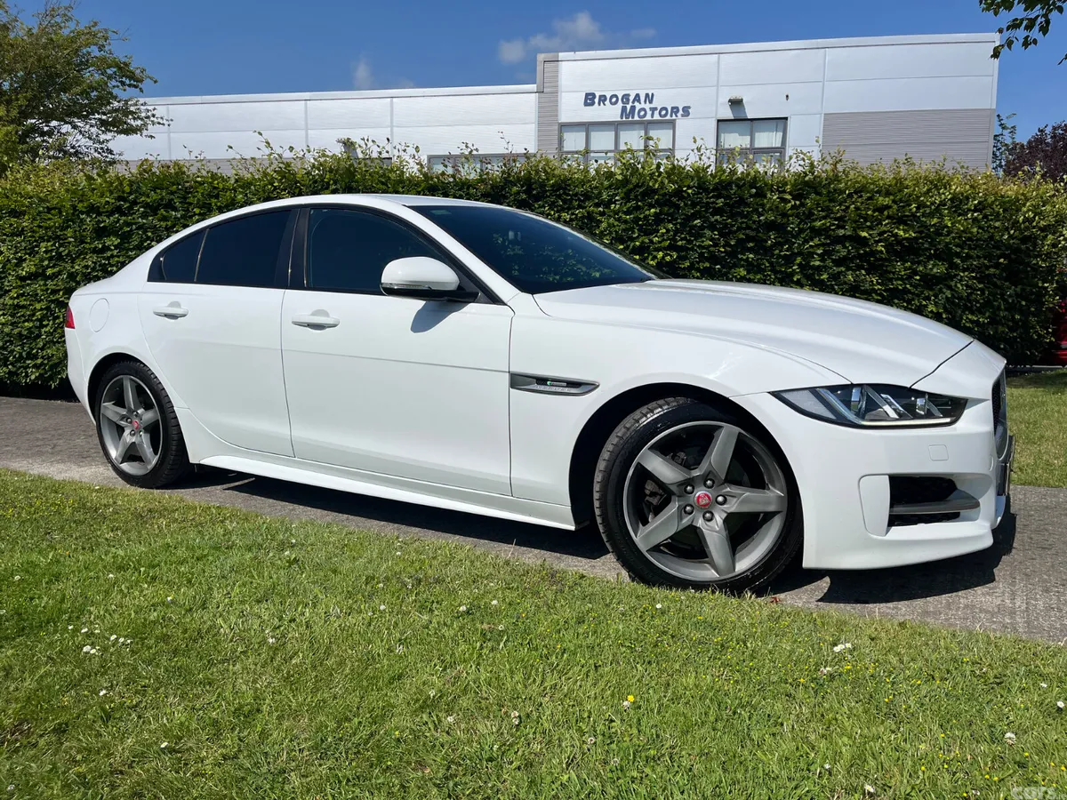 Jaguar XE Saloon, Diesel, 2017, White