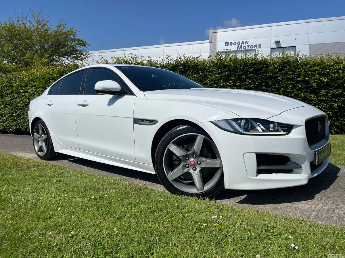 Jaguar XE Saloon, Diesel, 2017, White