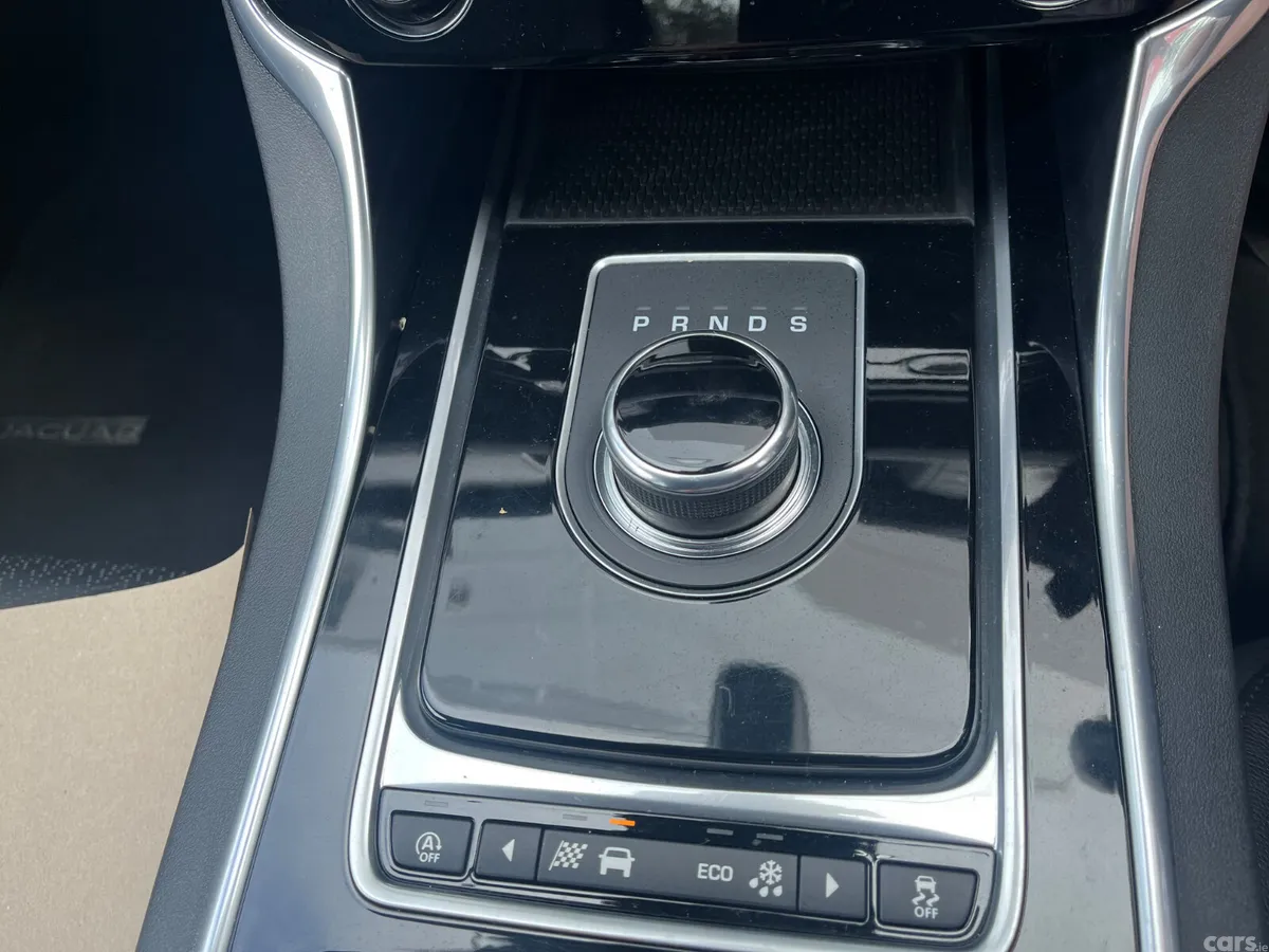 Jaguar XF Saloon, Diesel, 2017, Grey