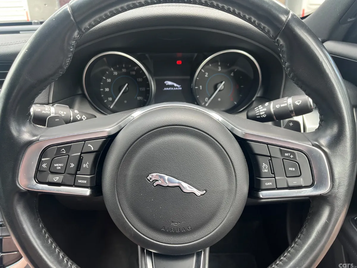 Jaguar XF Saloon, Diesel, 2017, Grey