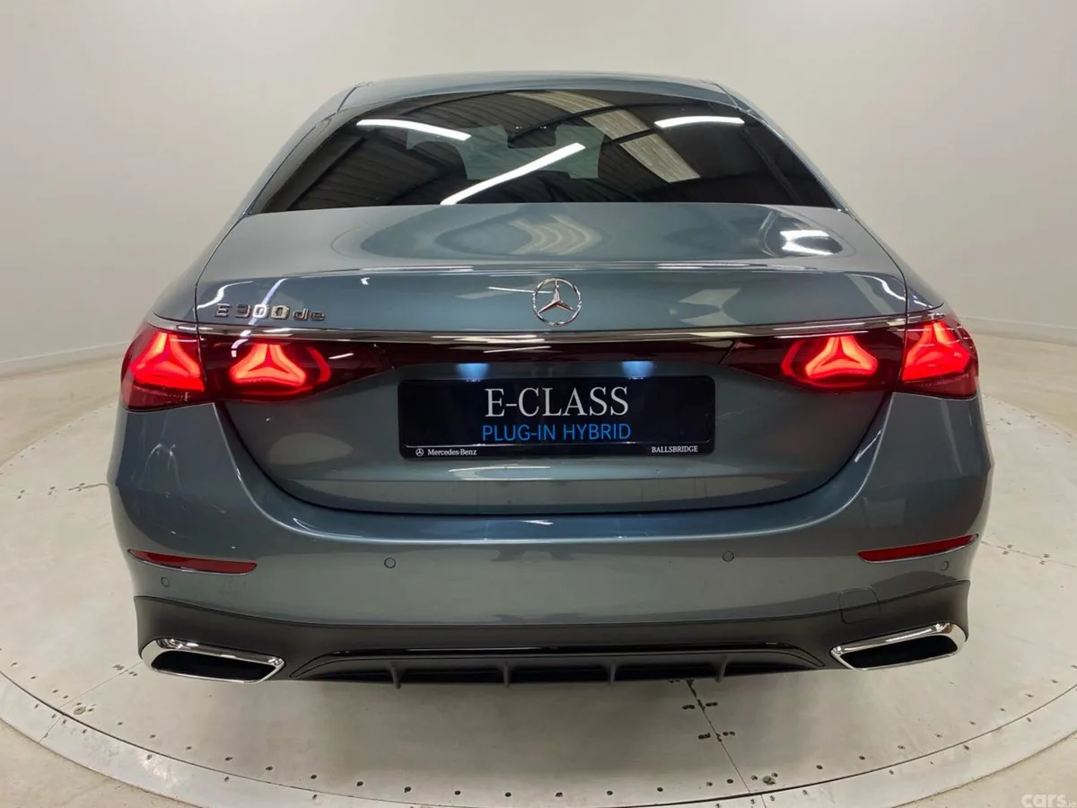 Mercedes-Benz E-Class Saloon, Diesel Plug-in Hybrid, 2026, Green