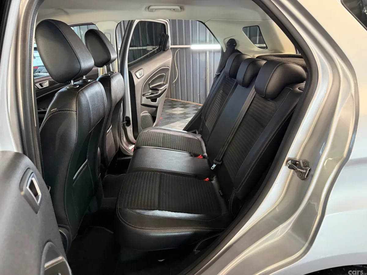 Ford EcoSport SUV, Petrol, 2020, Grey