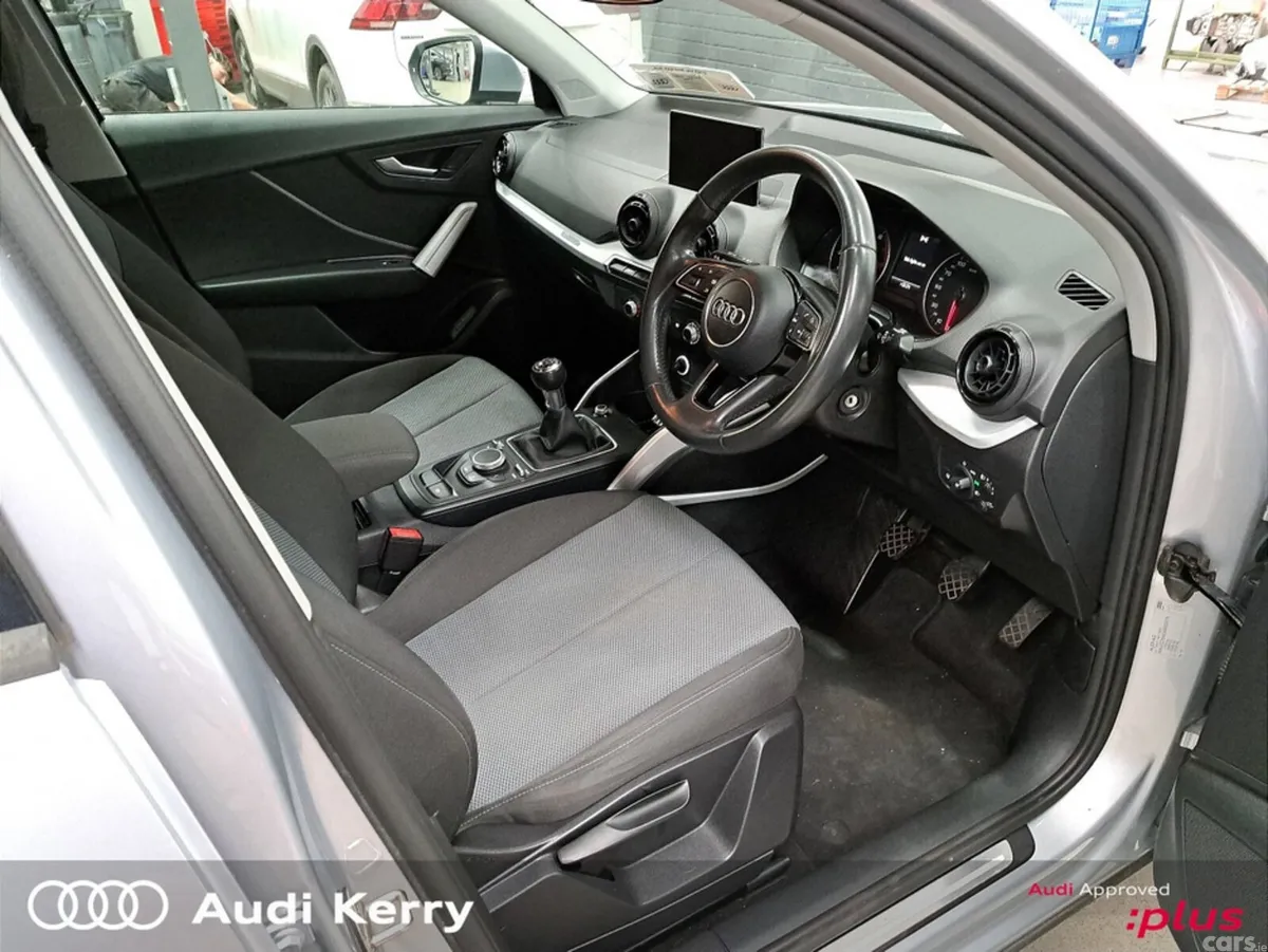 Audi Q2 SUV, Petrol, 2017, Silver