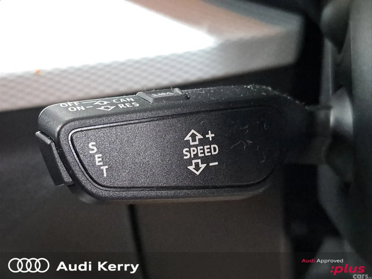 Audi Q2 SUV, Petrol, 2017, Silver