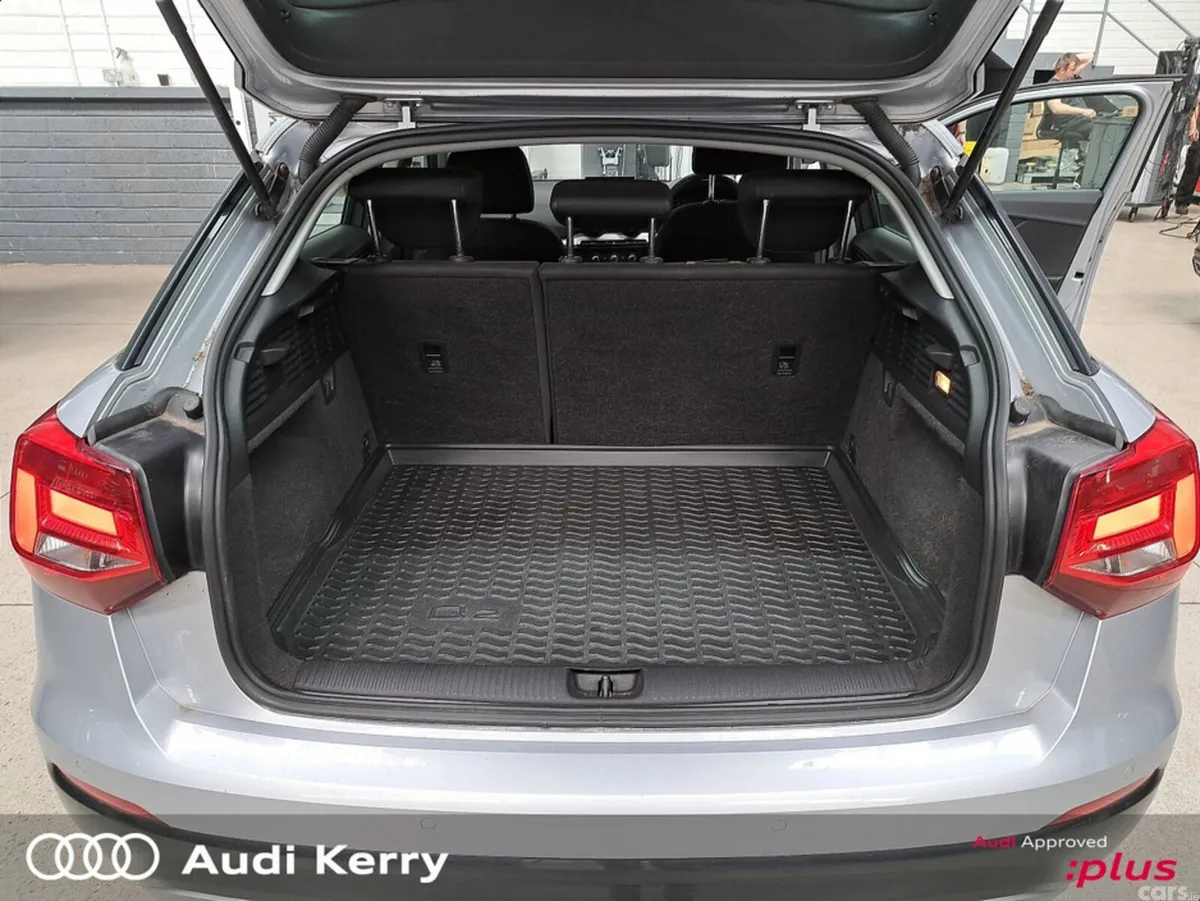 Audi Q2 SUV, Petrol, 2017, Silver