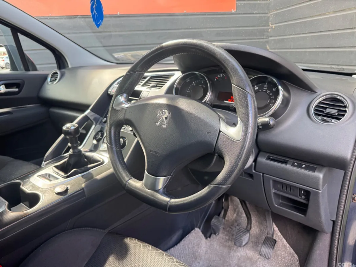 Peugeot 3008 MPV, Diesel, 2014, Blue