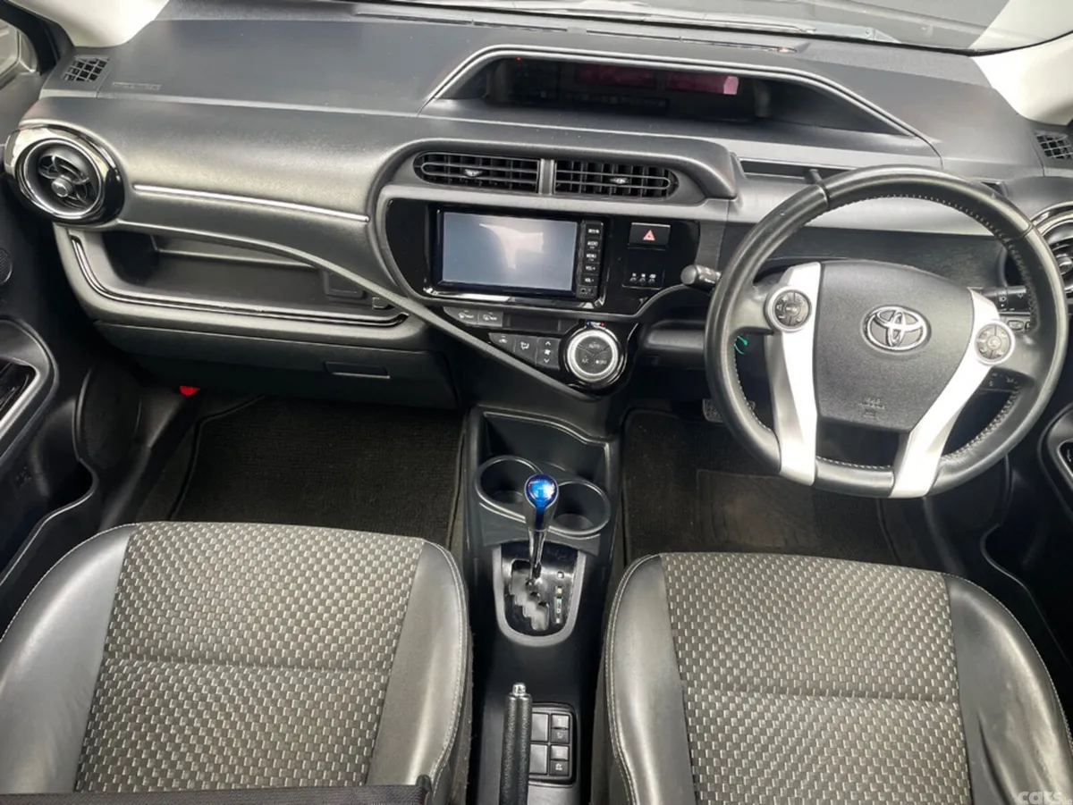 Toyota Aqua Hatchback, Petrol Hybrid, 2016, Black