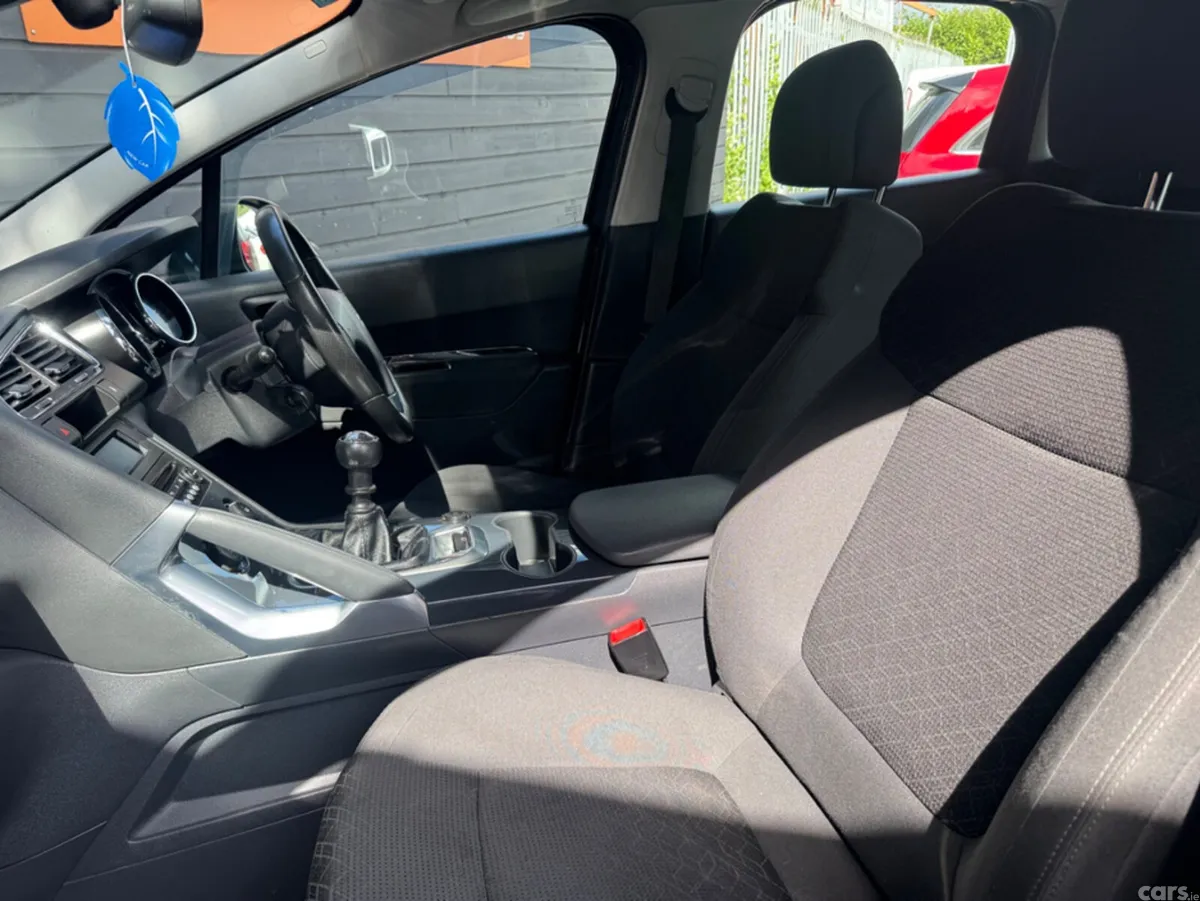 Peugeot 3008 MPV, Diesel, 2014, Blue