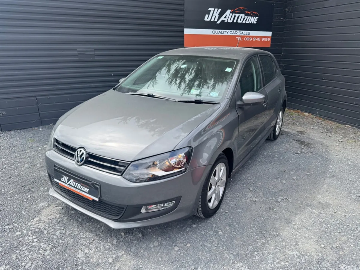 Volkswagen Polo Hatchback, Petrol, 2013, Grey