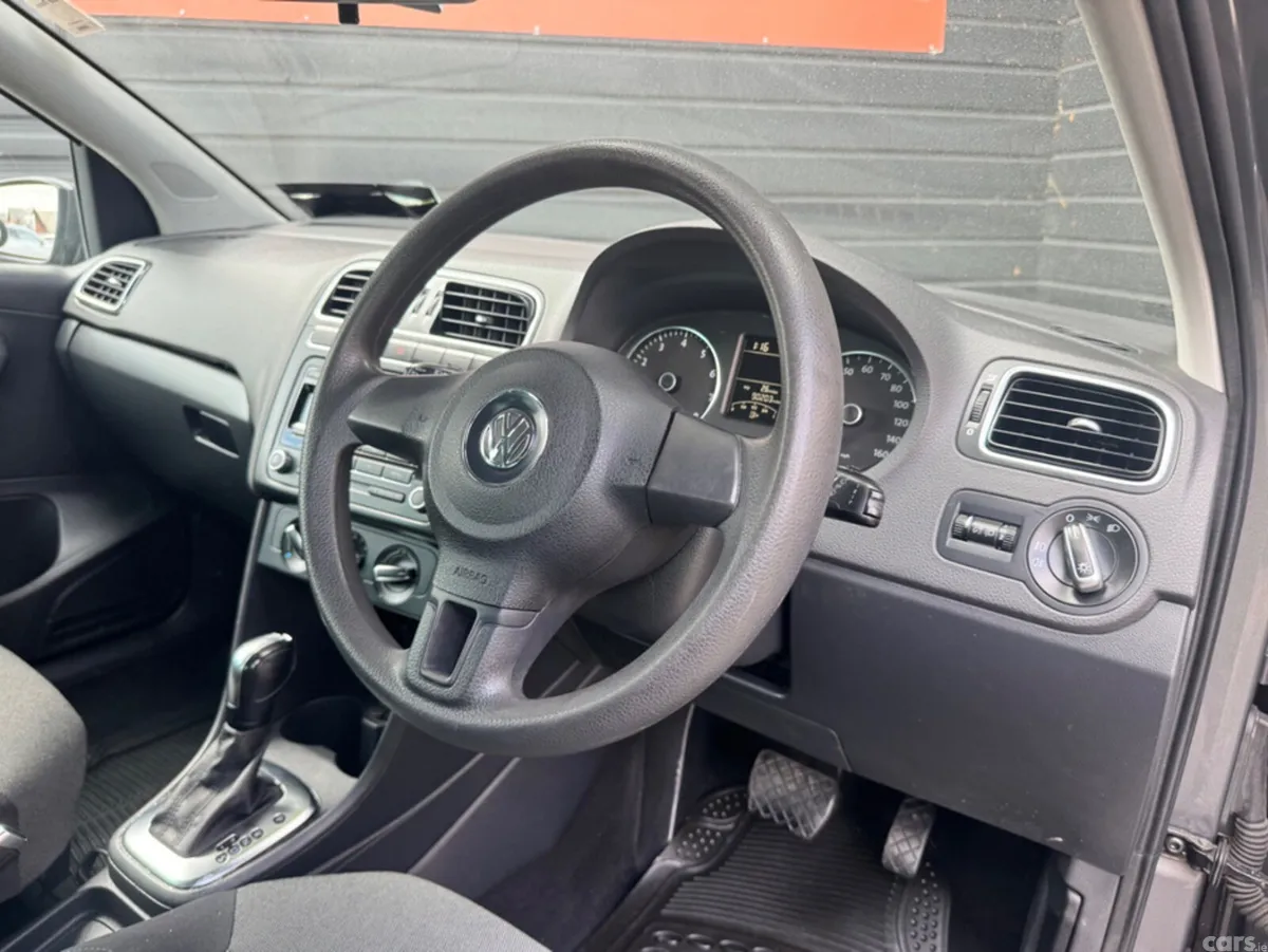 Volkswagen Polo Hatchback, Petrol, 2013, Grey