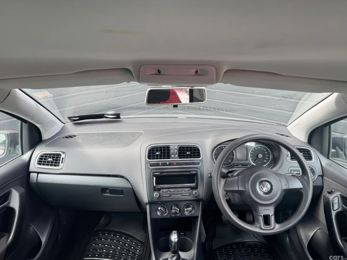 Volkswagen Polo Hatchback, Petrol, 2013, Grey