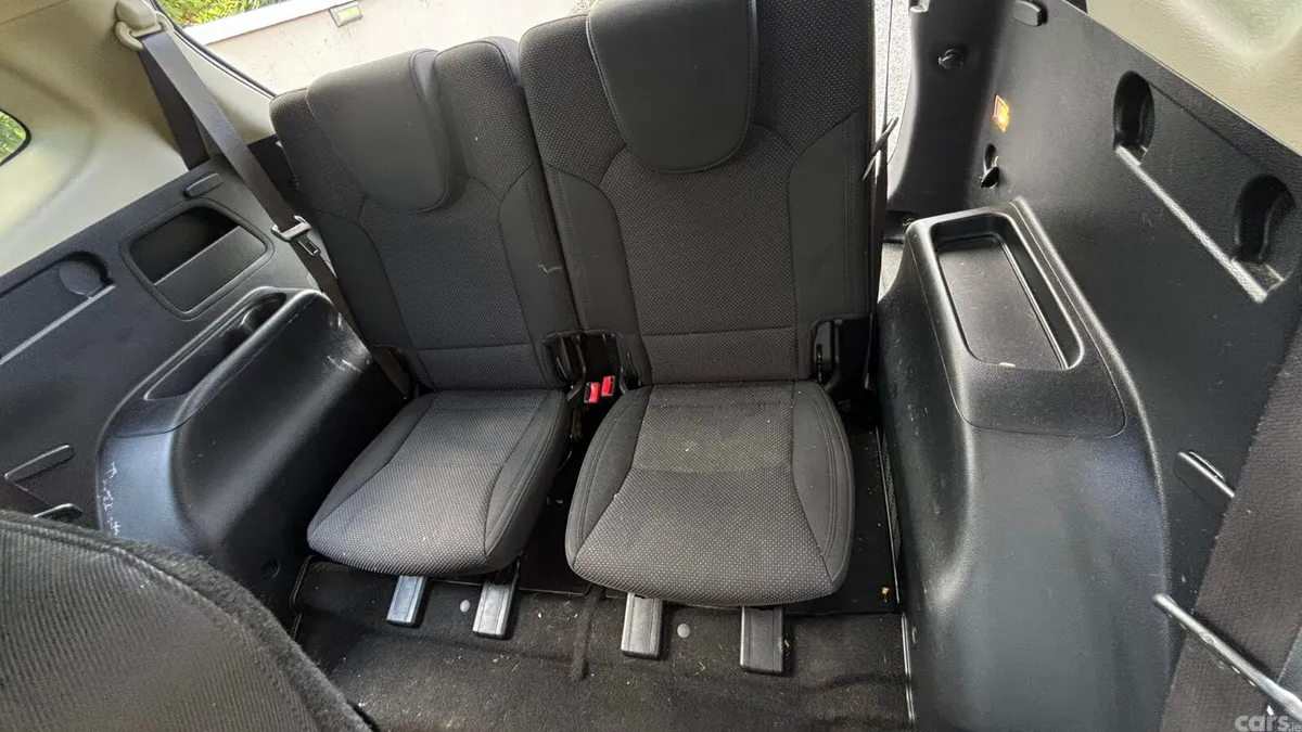 Kia Carens MPV, Diesel, 2014, Blue