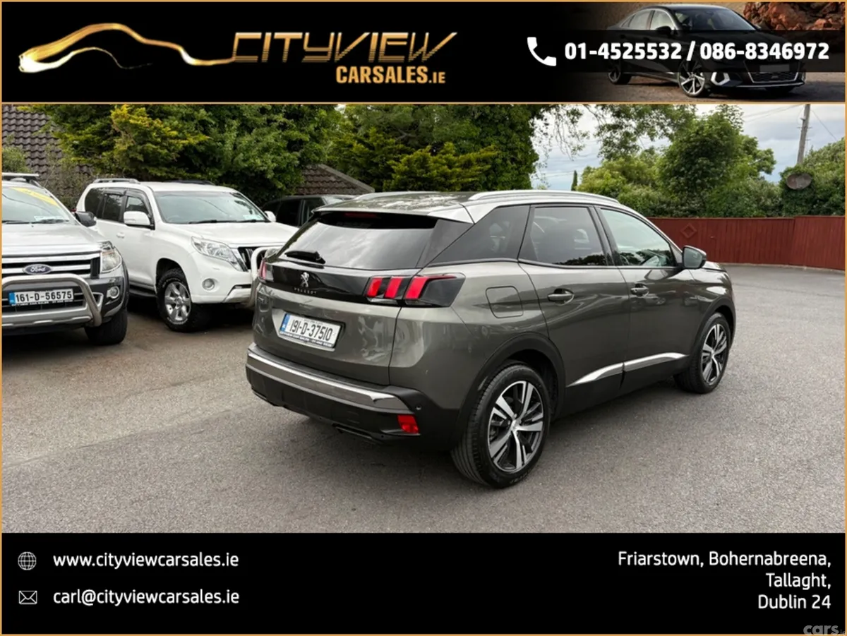 Peugeot 3008 MPV, Petrol, 2019, Grey
