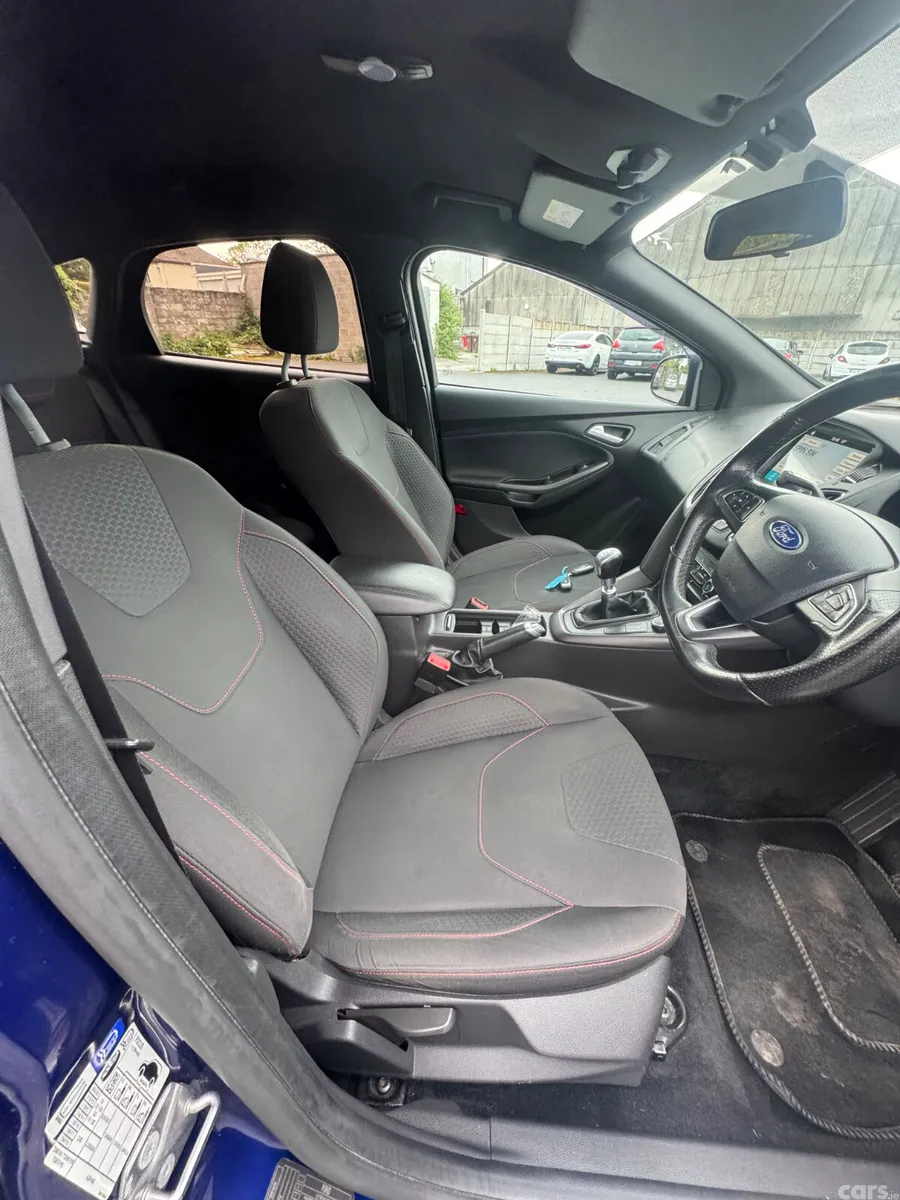 Ford Focus Hatchback, Diesel, 2018, Blue