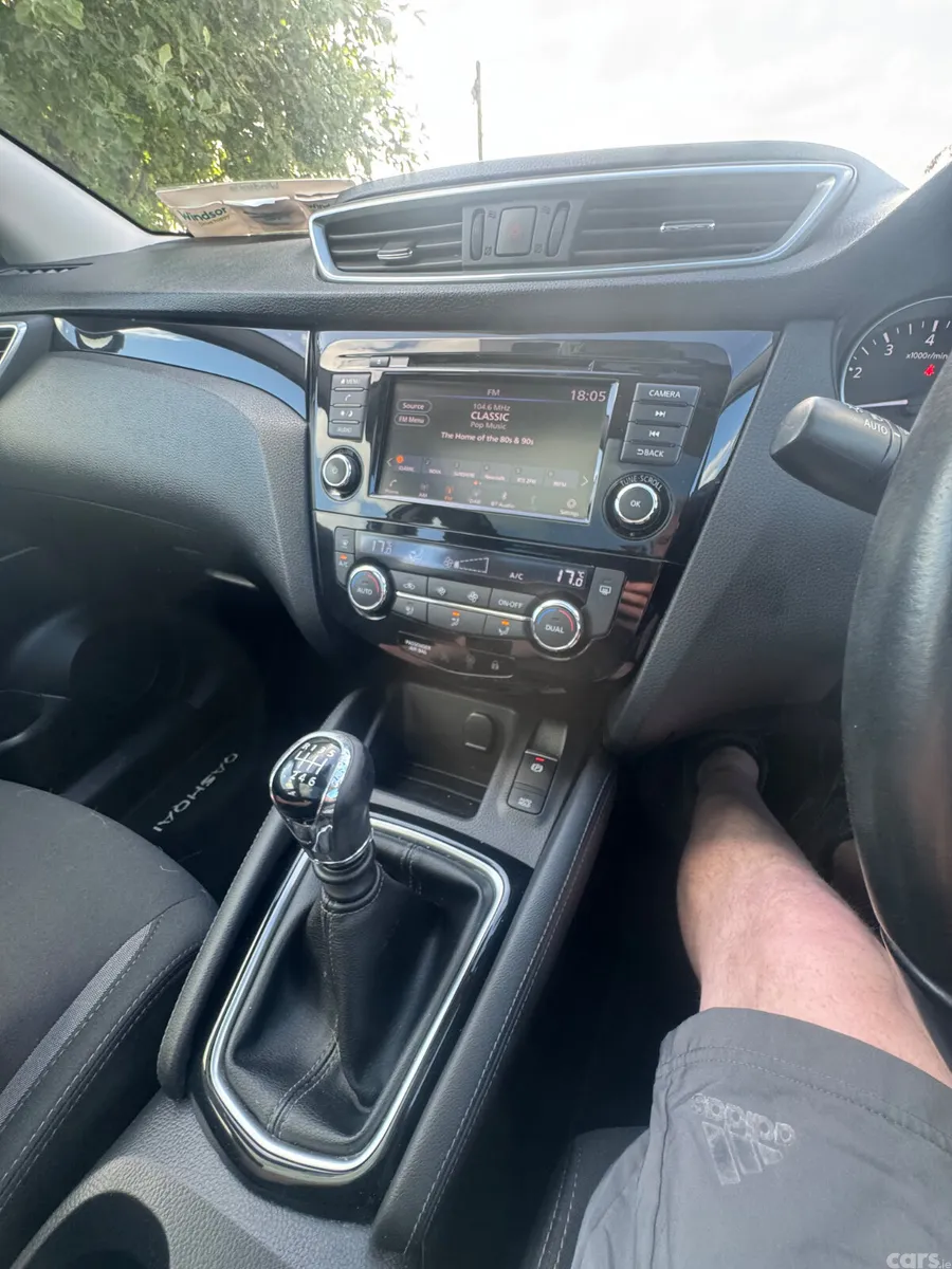 Nissan Qashqai MPV, Petrol, 2021, Grey