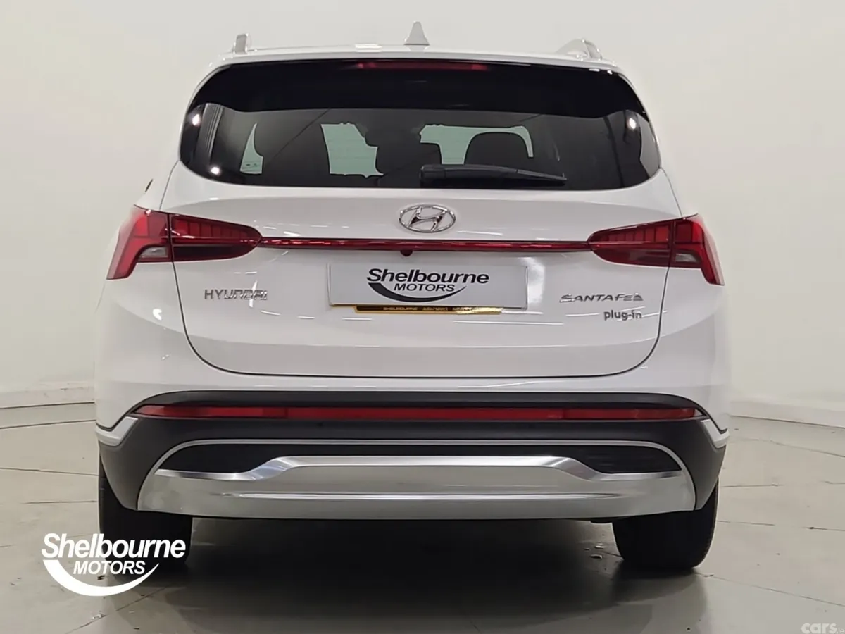 Hyundai Santa Fe Estate, Petrol Hybrid, 2023, White