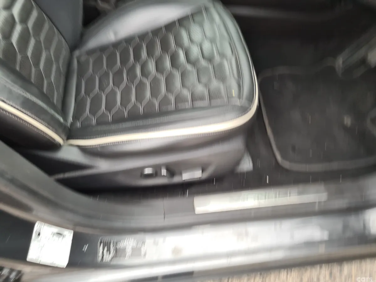 Ford Mondeo Hatchback, Diesel, 2019, Grey