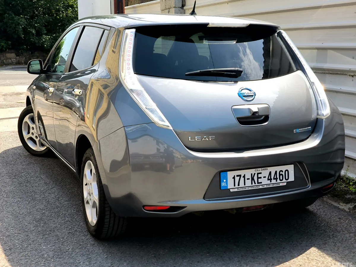 Nissan Leaf Hatchback, Electric, 2017, Grey