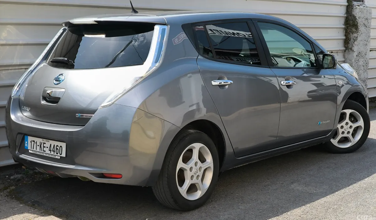 Nissan Leaf Hatchback, Electric, 2017, Grey