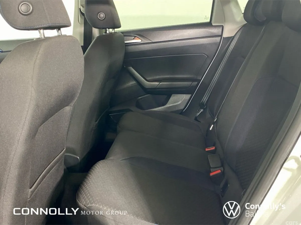 Volkswagen Polo Hatchback, Petrol, 2021, White