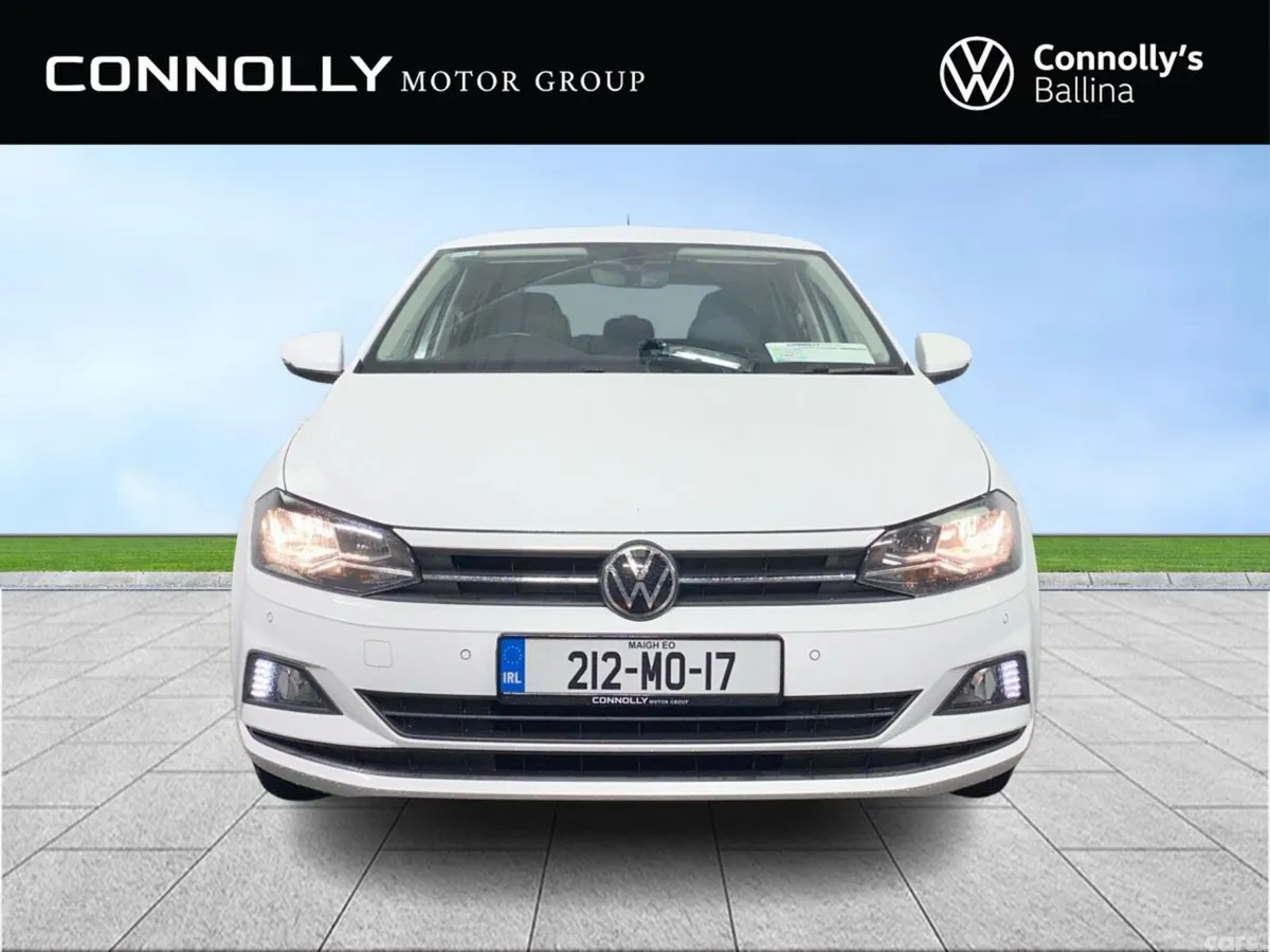 Volkswagen Polo Hatchback, Petrol, 2021, White