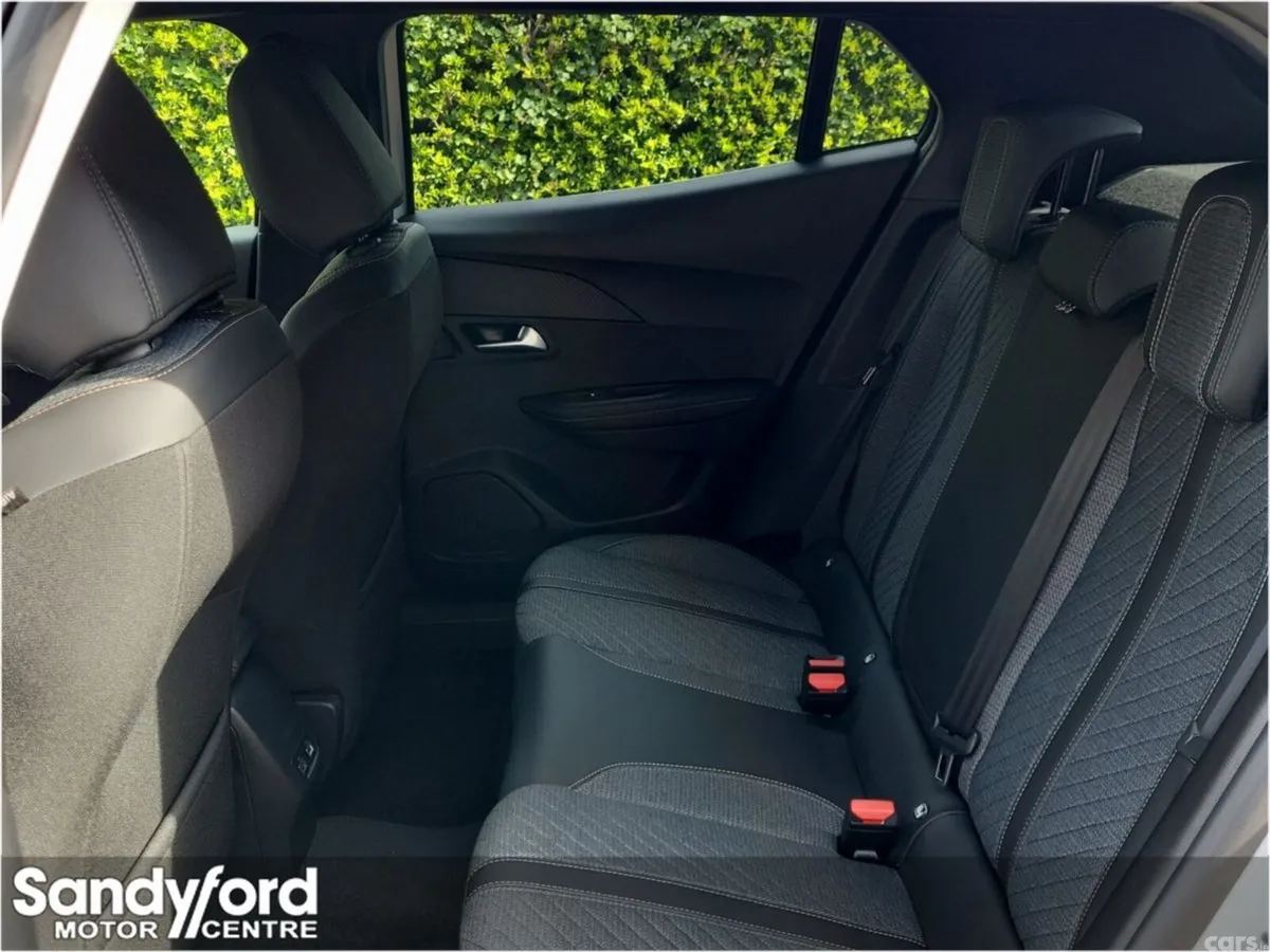 Peugeot 2008 SUV, Petrol Hybrid, 2026, White