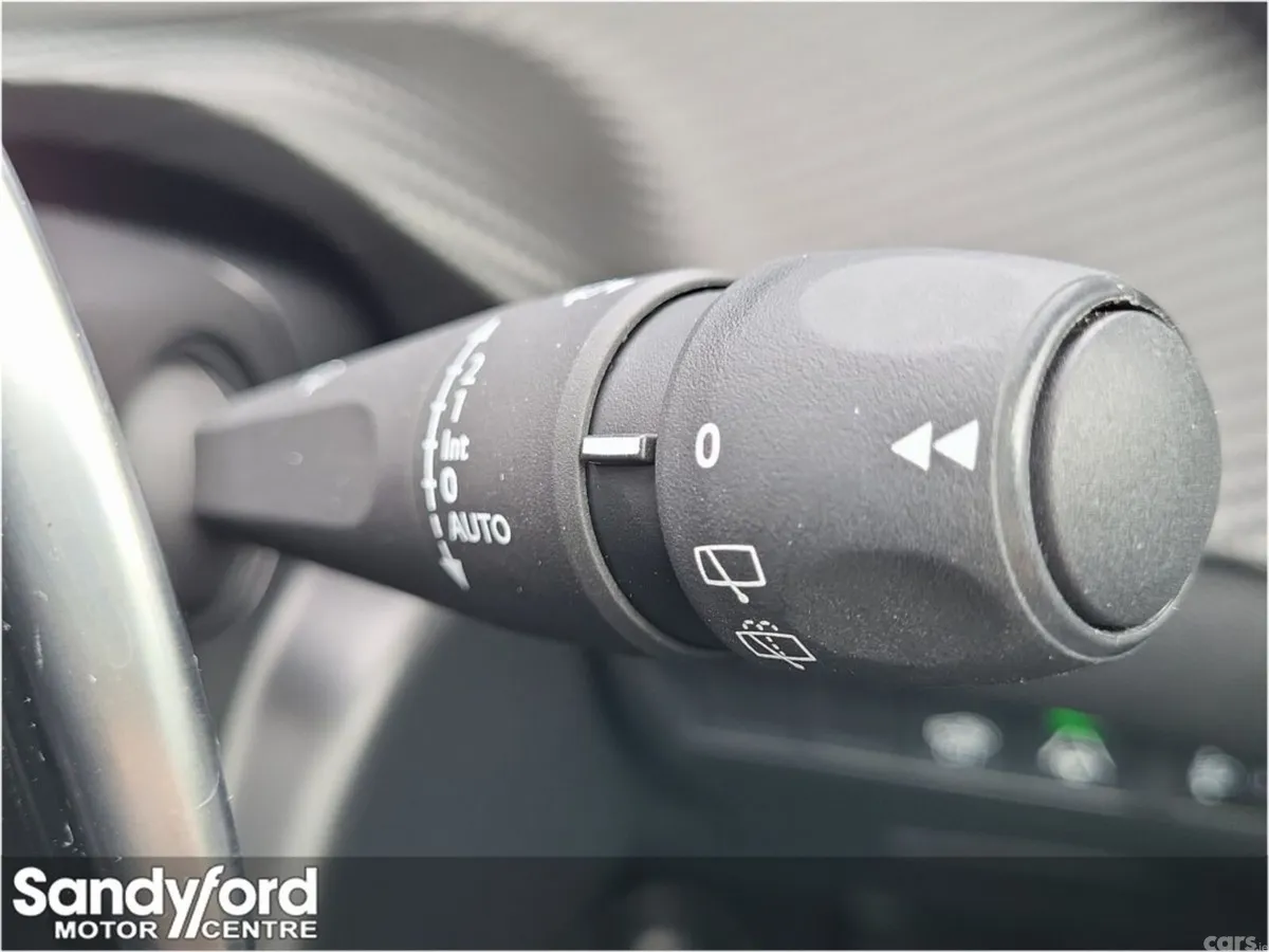 Peugeot 2008 SUV, Petrol Hybrid, 2026, White