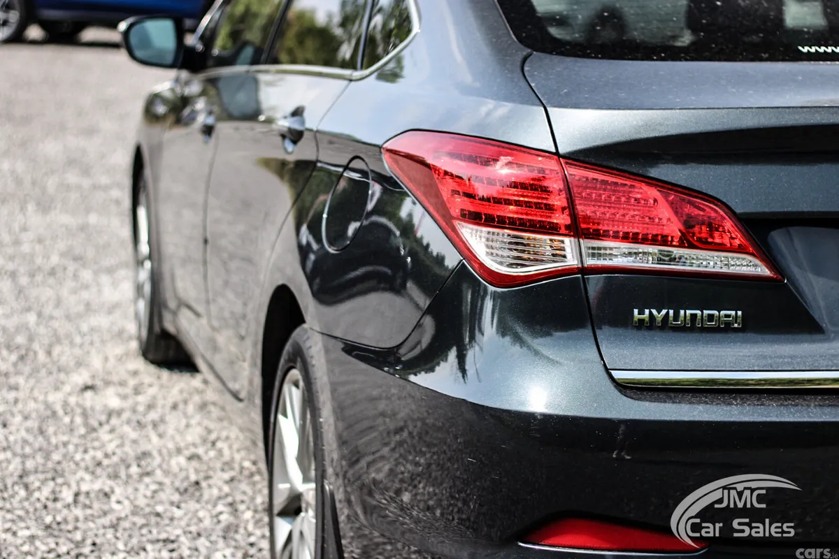 Hyundai i40 Saloon, Diesel, 2015, Grey