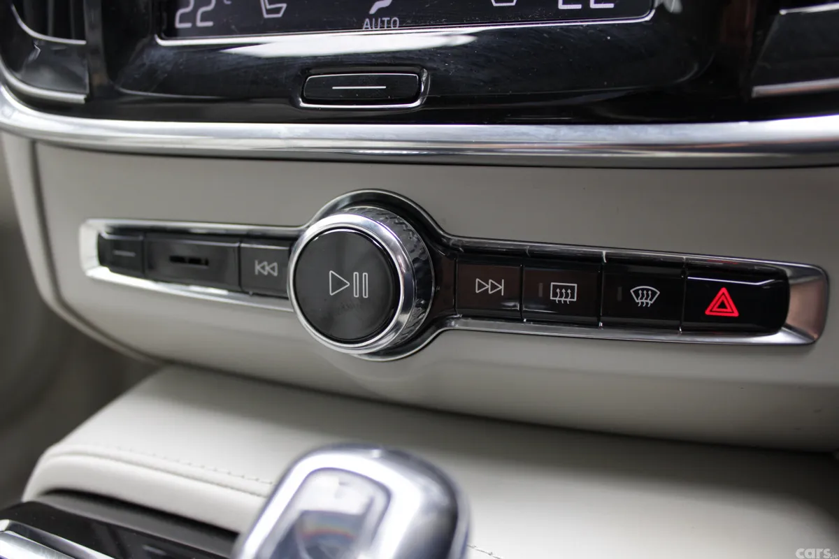 Volvo VOLVO Estate, Petrol Plug-in Hybrid, 2019, Blue