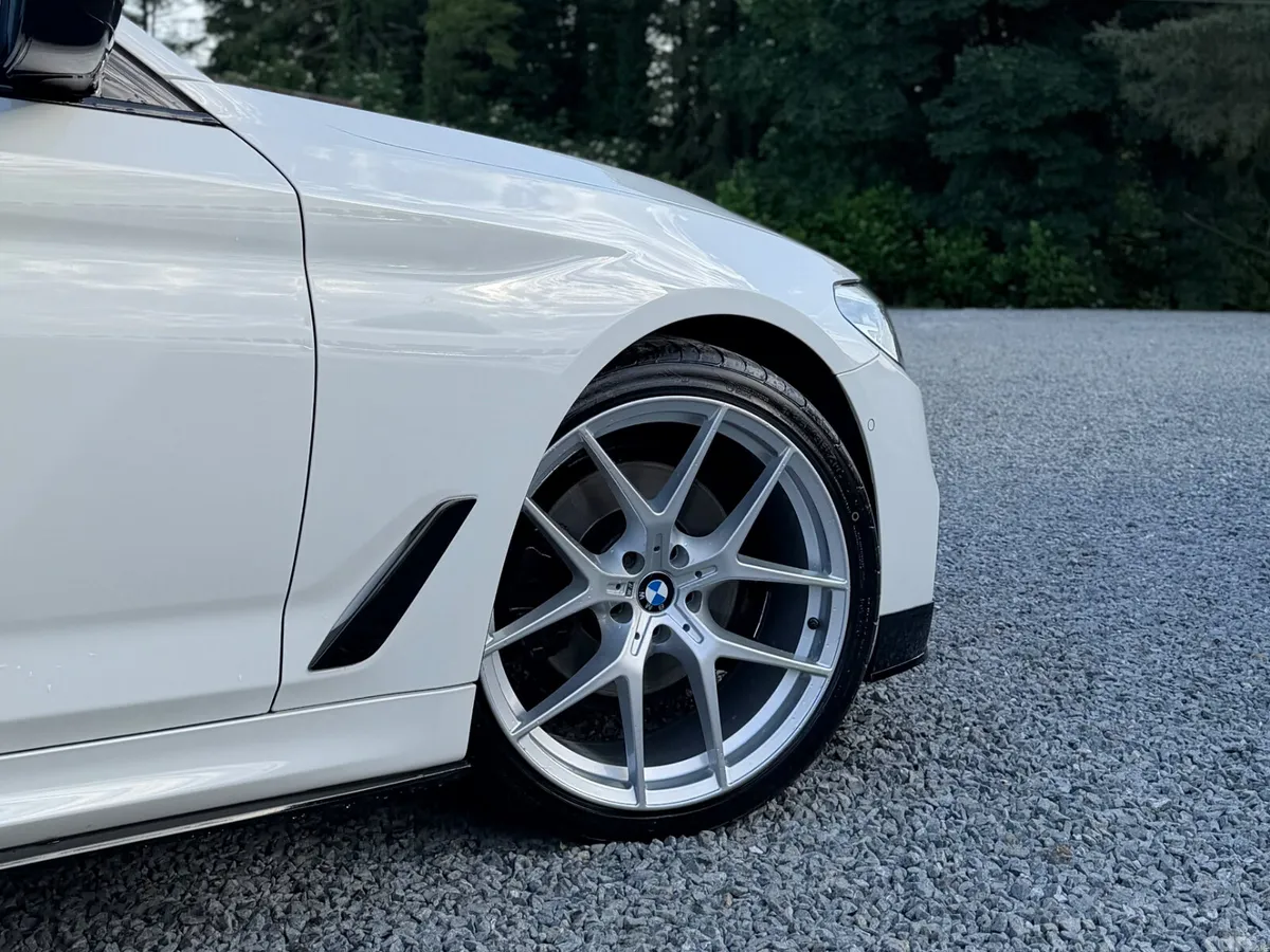 BMW 5-Series Saloon, Diesel, 2019, White