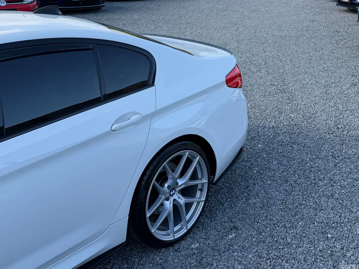 BMW 5-Series Saloon, Diesel, 2019, White