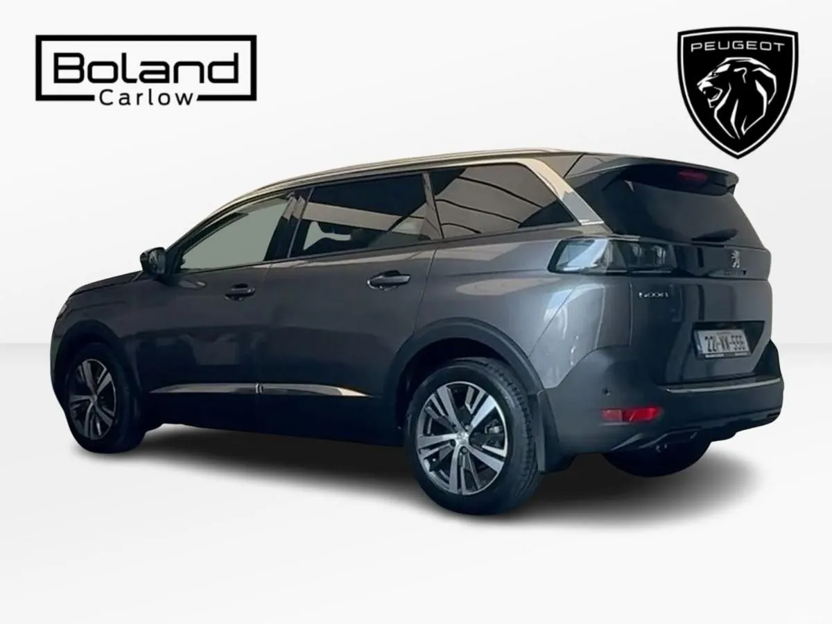 Peugeot 5008 MPV, Diesel, 2022, Grey