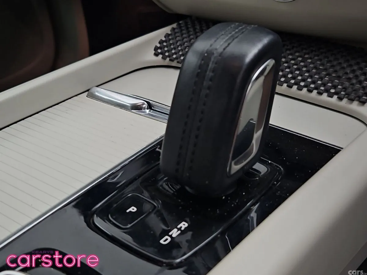 Volvo XC60 SUV, Diesel, 2021, Blue