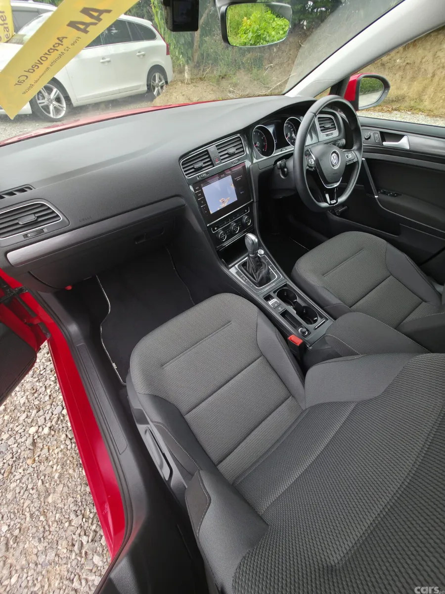 Volkswagen Golf Hatchback, Petrol, 2018, Red