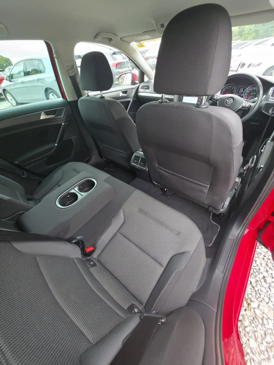 Volkswagen Golf Hatchback, Petrol, 2018, Red