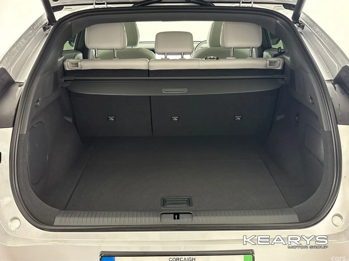 XPeng G6 Hatchback, Electric, 2026, Grey