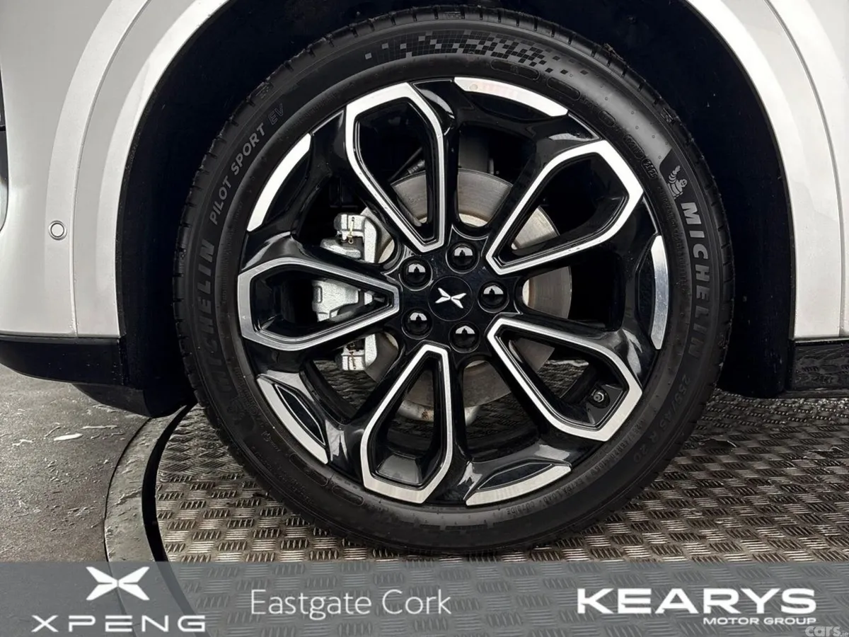 XPeng G6 Hatchback, Electric, 2026, Grey