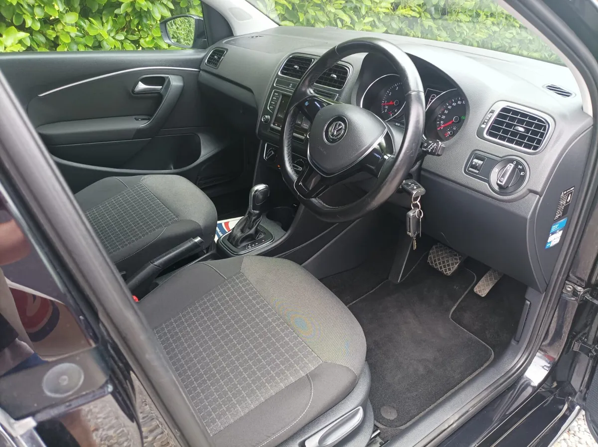 Volkswagen Polo Hatchback, Petrol, 2015, Black