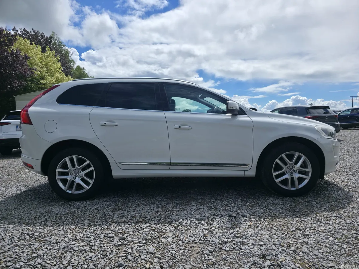 Volvo XC60 SUV, Diesel, 2017, White